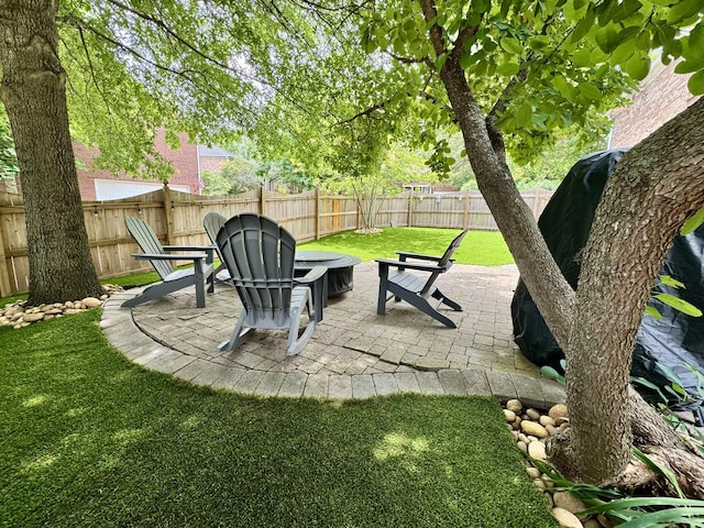 1209 Habersham Way, Franklin, TN 37067 - fenced backyard featuring a patio