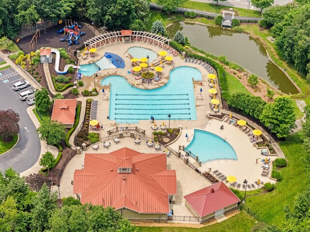 286 Killian Way, Mount Juliet, TN 37122 - aerial view of a pool area and a nearby body of water