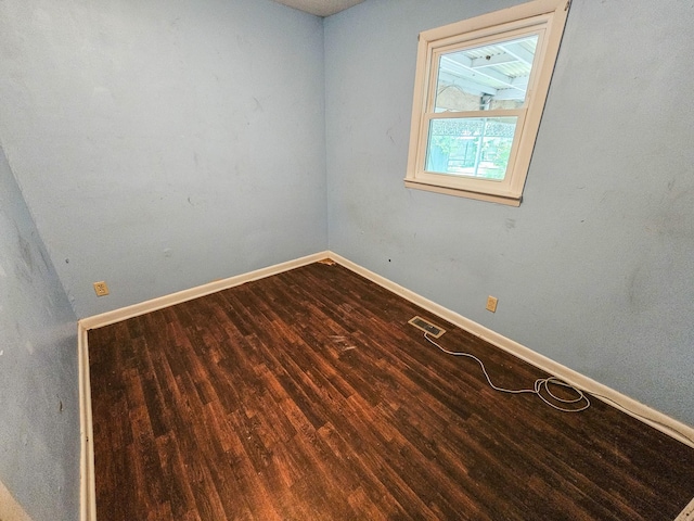 401 Clark Blvd, Mcminnville, TN 37110 - photo 10