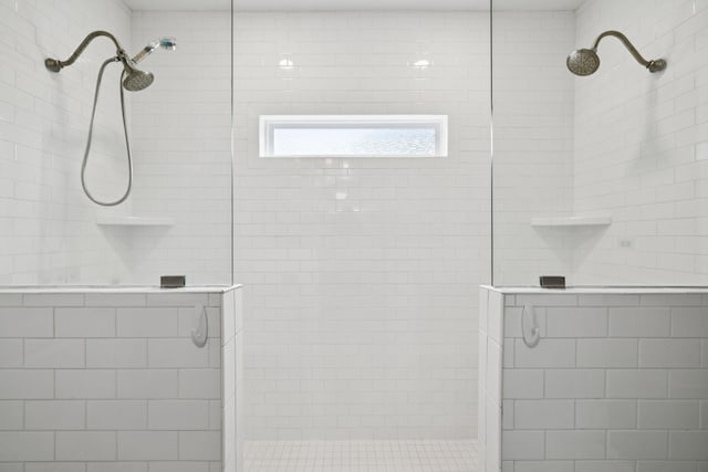 321 Twelve Oaks Ln, Lebanon, TN 37087 - full bathroom featuring a shower stall