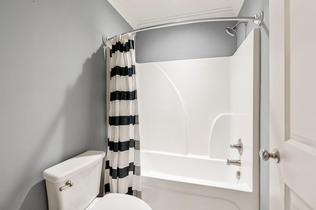 429 Acacia Grove Ln, Lebanon, TN 37087 - bathroom featuring shower / bath combo and crown molding