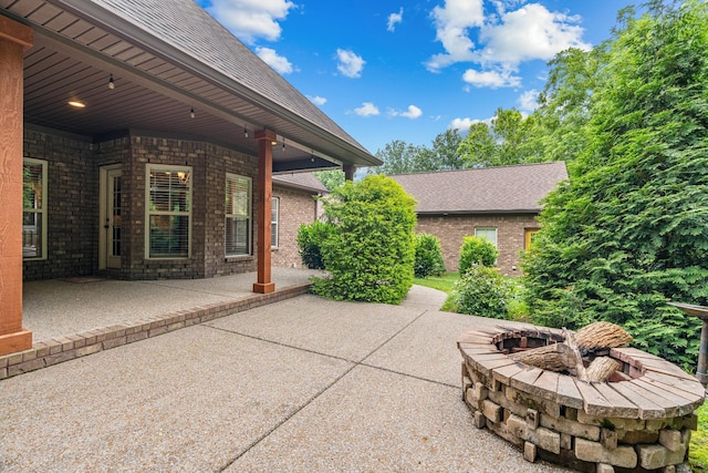 429 Acacia Grove Ln, Lebanon, TN 37087 - view of patio / terrace with a fire pit
