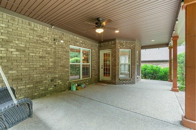429 Acacia Grove Ln, Lebanon, TN 37087 - view of patio / terrace with a ceiling fan
