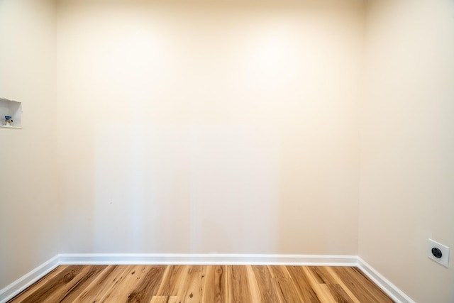 255 Second Creek Rd, Five Points, TN 38457 - laundry room with electric dryer hookup, light wood finished floors, and hookup for a washing machine