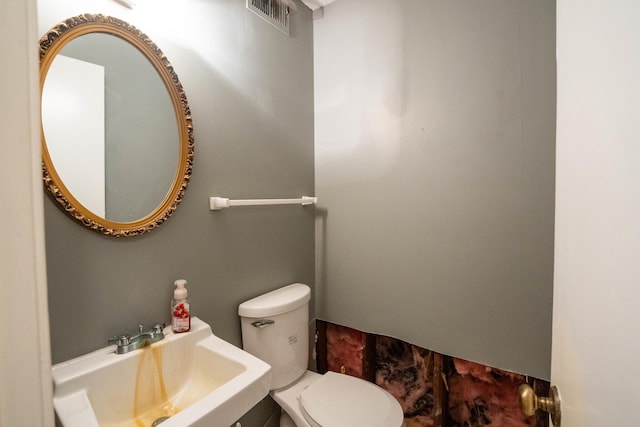 5430 Gatehouse Dr Unit 5430, Memphis, TN 38134 - bathroom featuring a sink and toilet