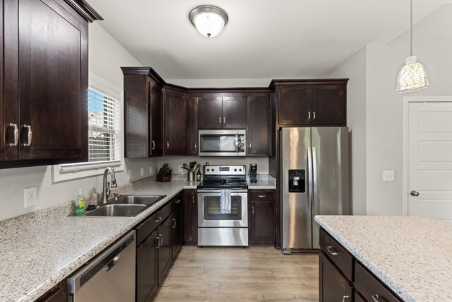 200 Sapphire Dr, White House, TN 37188 - photo 32