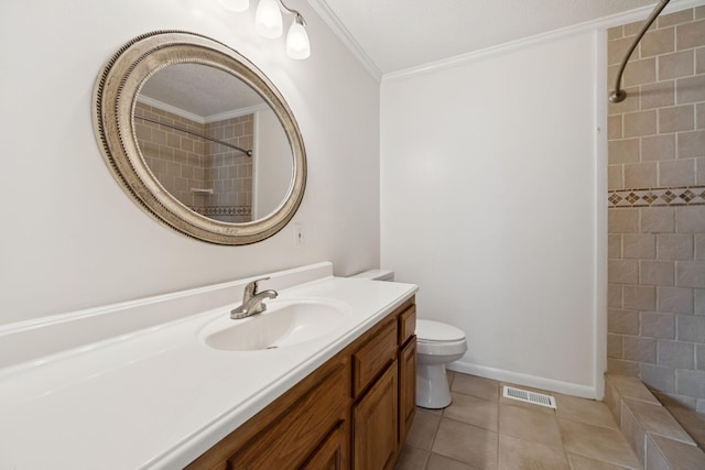 1710 New Highway 7, Columbia, TN 38401 - bathroom featuring vanity, crown molding, a tile shower, and tile patterned flooring