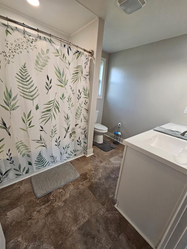 11 Jess Long Ln, Hillsboro, TN 37342 - bathroom with vanity, a shower with shower curtain, and stone finish flooring