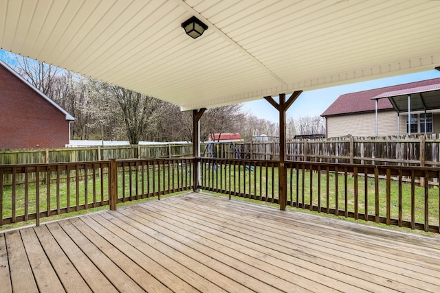 458 Robins Trl, Westmoreland, TN 37186 - wooden deck with a fenced backyard