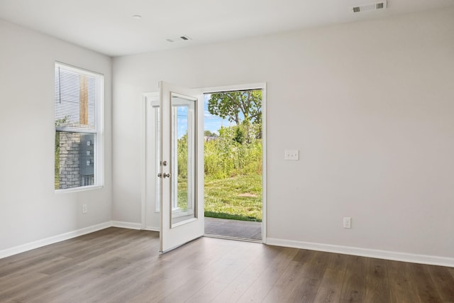 130 Grayson Cir, Chapel Hill, TN 37034 - entryway with plenty of natural light and wood finished floors