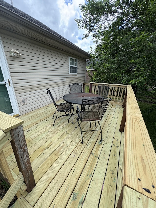 1114 Lea Cir, Lebanon, TN 37087 - deck with outdoor dining space