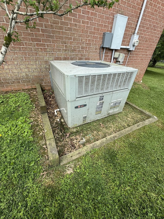 1114 Lea Cir, Lebanon, TN 37087 - exterior view of a central AC unit and brick siding
