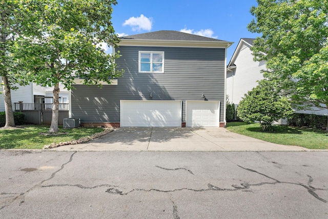 104 Majestic Ln, Franklin, TN 37064 - view of front facade with an attached garage, driveway, and a front lawn