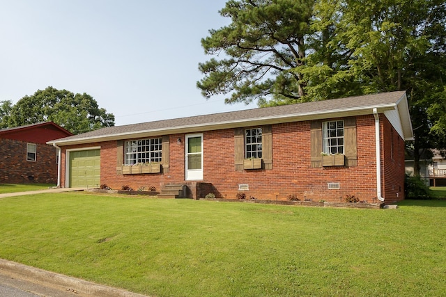 1808 Nassau Blvd, Florence, AL 35630 - ranch-style home with a front yard, a garage, brick siding, crawl space, and driveway