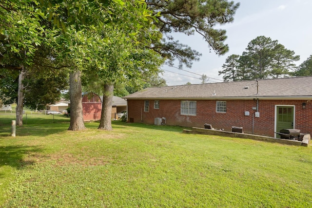 1808 Nassau Blvd, Florence, AL 35630 - view of grassy yard