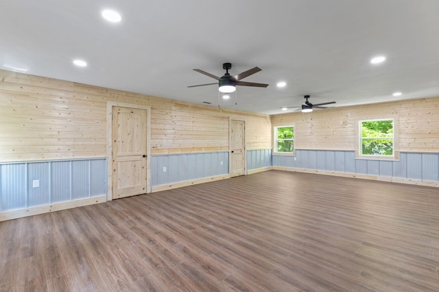 7121 Robinson Dr, Fairview, TN 37062 - spare room featuring a ceiling fan, wood finished floors, recessed lighting, and a wainscoted wall