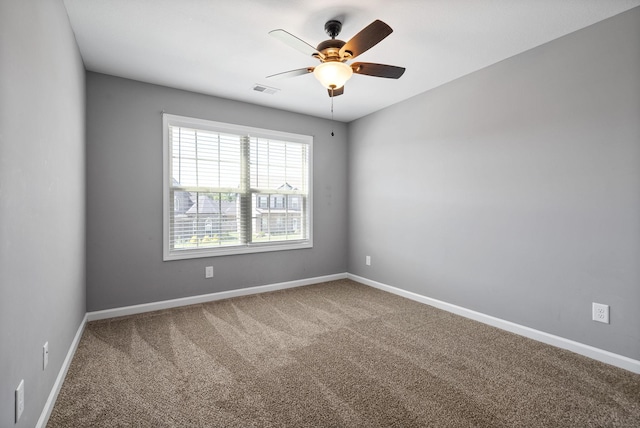 1613 Kestrel Dr, Clarksville, TN 37040 - unfurnished room with carpet floors and a ceiling fan