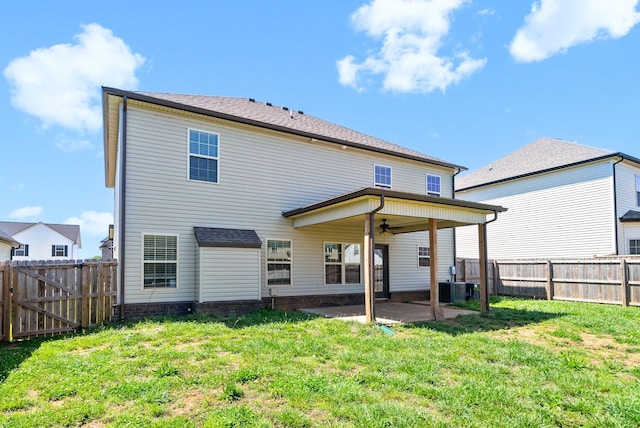 1613 Kestrel Dr, Clarksville, TN 37040 - rear view of property with a patio, a fenced backyard, and a ceiling fan