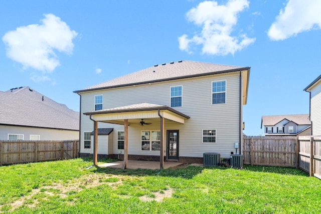 1613 Kestrel Dr, Clarksville, TN 37040 - rear view of house with ceiling fan, a patio area, and a fenced backyard