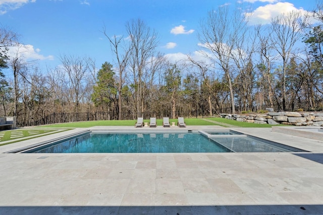 6128 Lookaway Cir, Franklin, TN 37067 - view of swimming pool featuring a lawn, a patio area, and a pool with connected hot tub