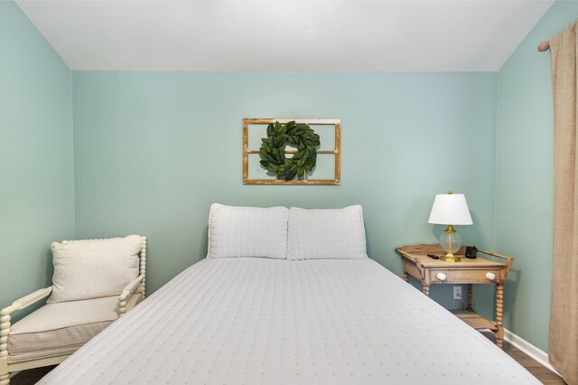 414 Manor Row, Pleasant View, TN 37146 - bedroom featuring wood finished floors and baseboards