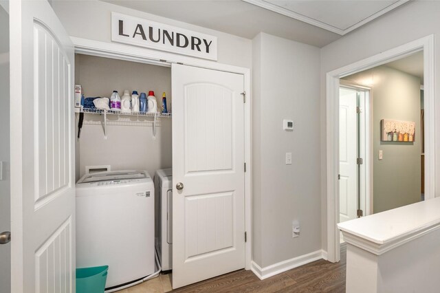 414 Manor Row, Pleasant View, TN 37146 - laundry room with dark wood finished floors and washing machine and dryer