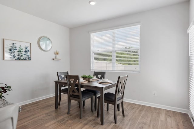 2400 Kaycee Ct, Lebanon, TN 37087 - dining space featuring light wood-style floors and recessed lighting