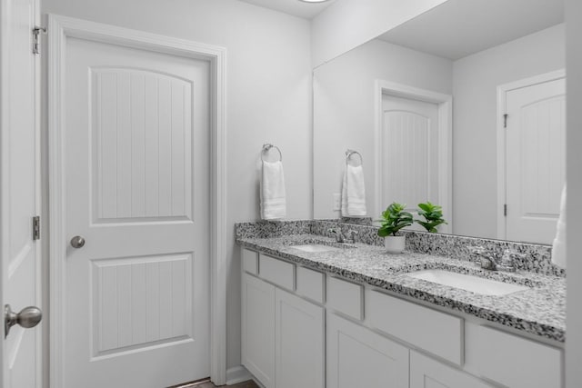 2400 Kaycee Ct, Lebanon, TN 37087 - bathroom with double vanity