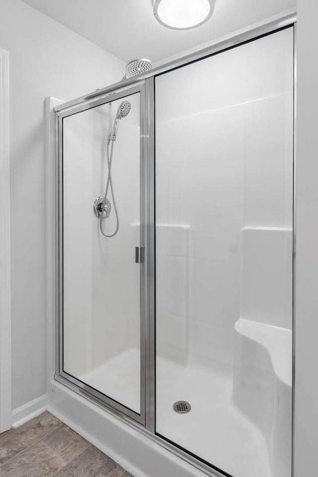2400 Kaycee Ct, Lebanon, TN 37087 - bathroom featuring a stall shower