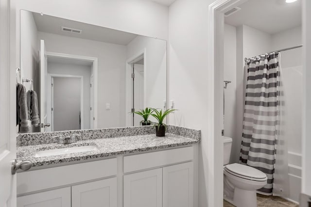 2400 Kaycee Ct, Lebanon, TN 37087 - bathroom with vanity and toilet