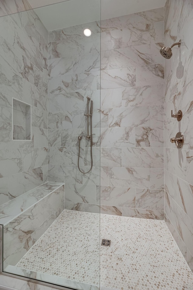 117 Shadow Springs Dr Unit 117, Brentwood, TN 37027 - full bath featuring a walk in shower