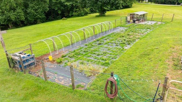 3037 Tunnel Rd, Westmoreland, TN 37186 - view of yard with a garden