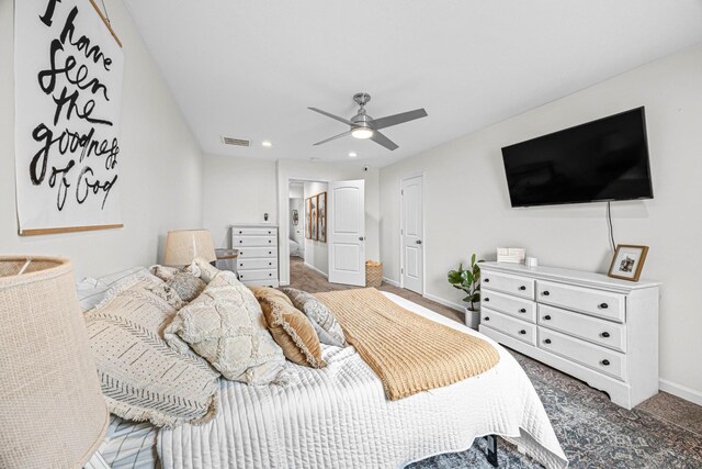 134 Chisum Ct, Clarksville, TN 37043 - carpeted bedroom featuring recessed lighting, ensuite bathroom, and a ceiling fan