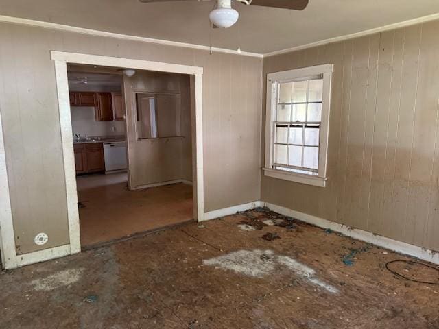 421 Hickman St, Columbia, TN 38401 - empty room with a ceiling fan and ornamental molding
