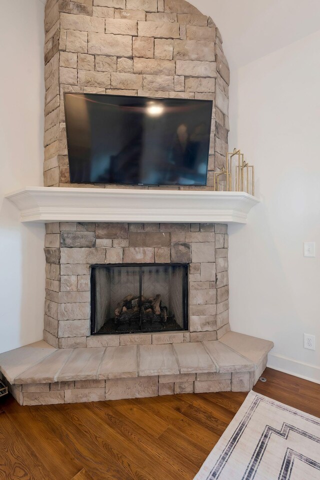 215 Ernest Dr, Lebanon, TN 37087 - detailed view of a fireplace and wood finished floors