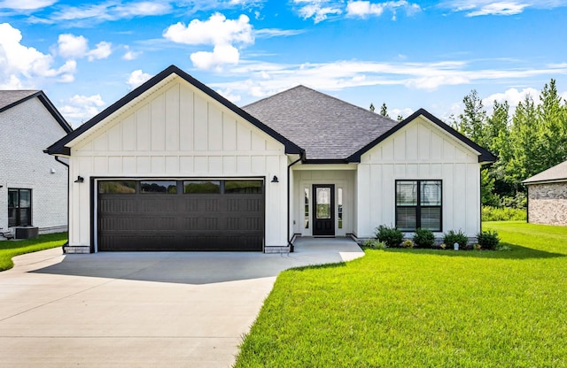 1055 Wittys Way, Clarksville, TN 37043 - modern farmhouse with roof with shingles, board and batten siding, an attached garage, concrete driveway, and a front yard