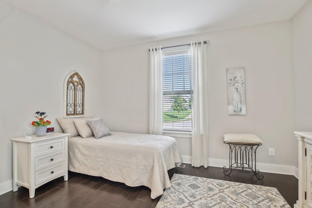 2016 Oliver Dr, Mount Juliet, TN 37122 - bedroom featuring dark wood-style flooring and baseboards