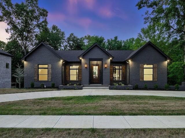 2549 Everwood Ct, Clarksville, TN 37043 - photo 1
