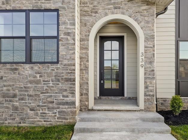 339 Ellington Dr, Clarksville, TN 37043 - photo 6