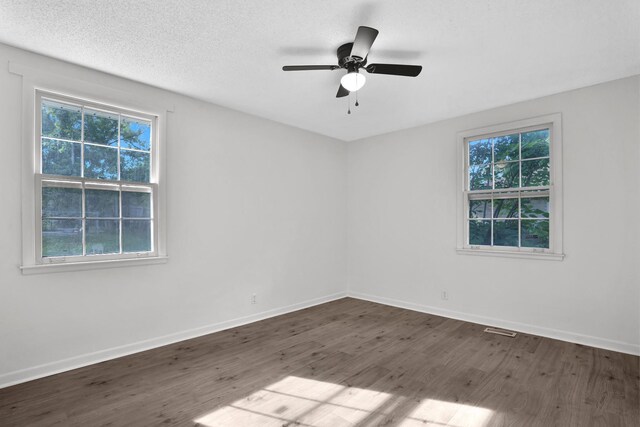 208 Nottingham Pl, Clarksville, TN 37042 - photo 18