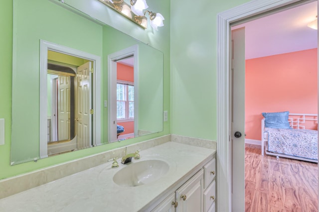 101 Spring Creek Trl, Hendersonville, TN 37075 - bathroom featuring vanity and wood finished floors
