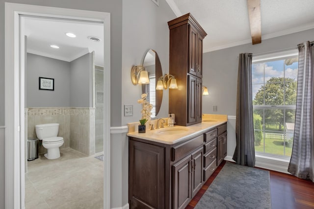 2600 Clanton Rd, Lawrenceburg, TN 38464 - bathroom with double vanity and crown molding