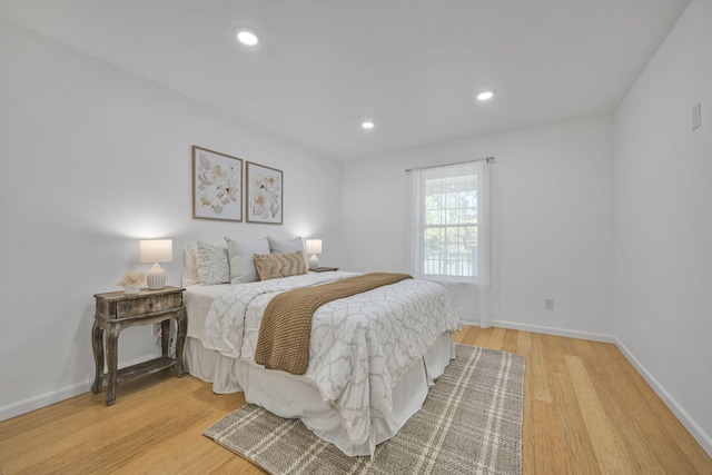 1697 Curtis Chapel Rd, Mc Ewen, TN 37101 - bedroom with light wood-type flooring and recessed lighting
