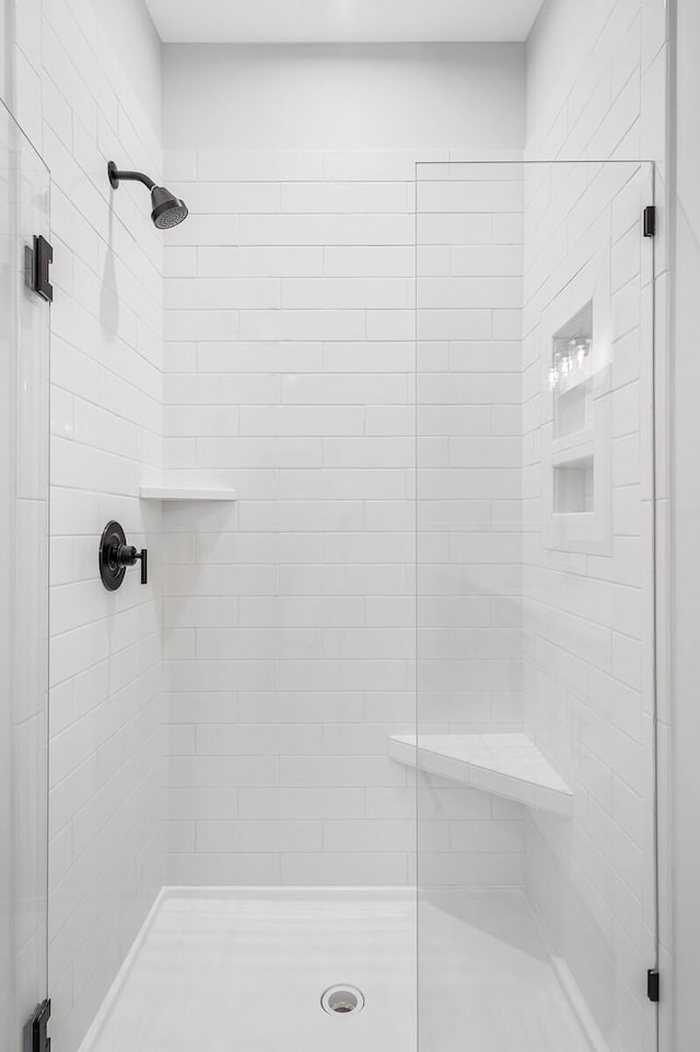 516 Little Penny Dr, Smyrna, TN 37167 - bathroom with a stall shower