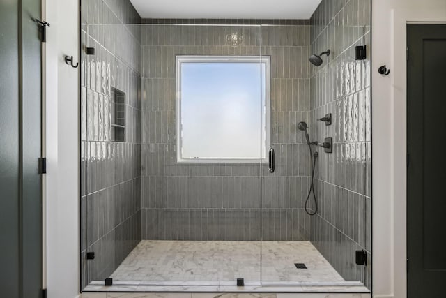 1734B Kellow St, Nashville, TN 37208 - full bath with a stall shower