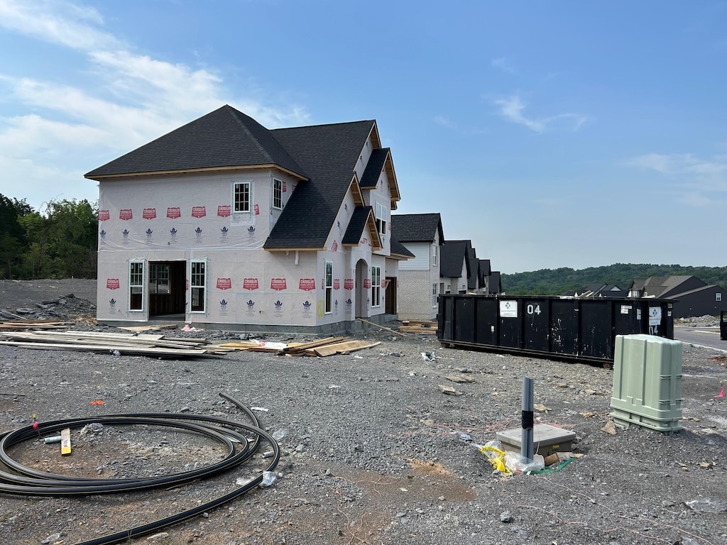 1140 Bermuda Chase St, Smyrna, TN 37167 - view of front of house with a shingled roof