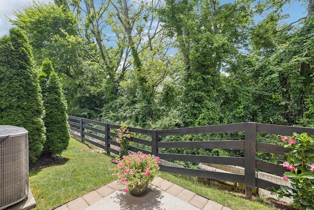 2515 Napa Valley Way, Columbia, TN 38401 - view of yard