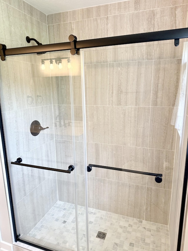 740 N Palmers Chapel Rd, White House, TN 37188 - bathroom with a shower stall