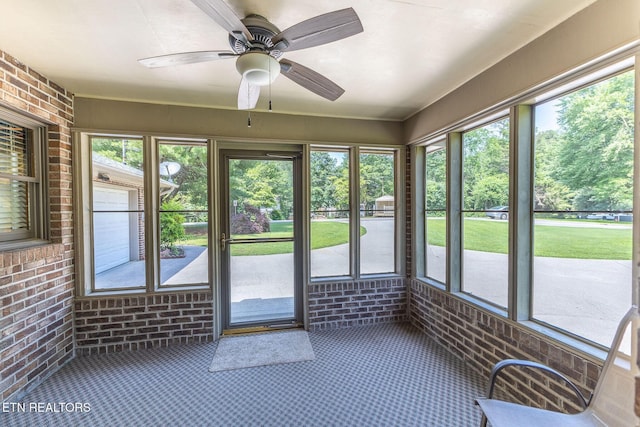 100 Cusick Cir, Lenoir City, TN 37772 - unfurnished sunroom with ceiling fan