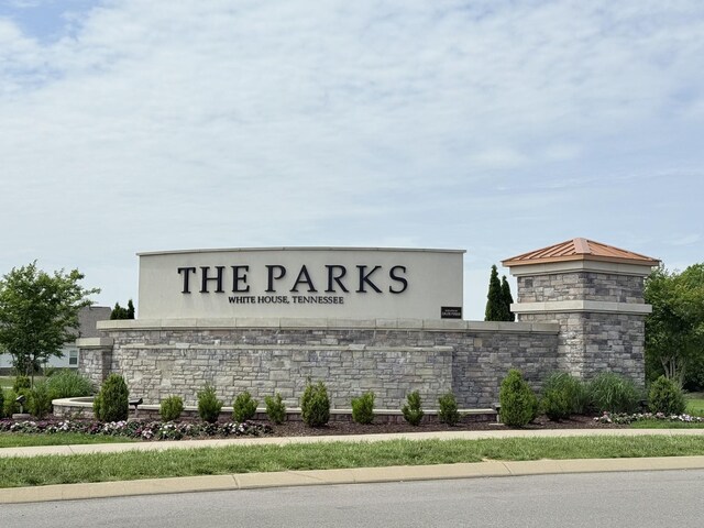 2028 Tate Farm Ln, White House, TN 37188 - view of community / neighborhood sign